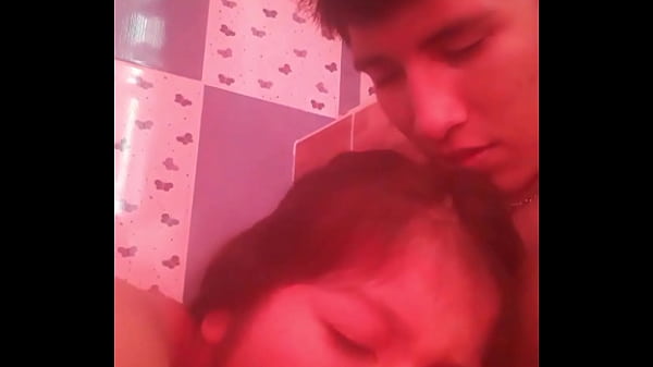 Fan de Shakira mamando verga después del concierto