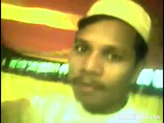 Desi aunty fucked by her husband friend