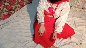 Desi cheating wife in red and white dress homemade HD PORNO XXX on porn hub hindi