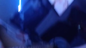 mi padrastro no me respeta y a mi eso me pone caliente